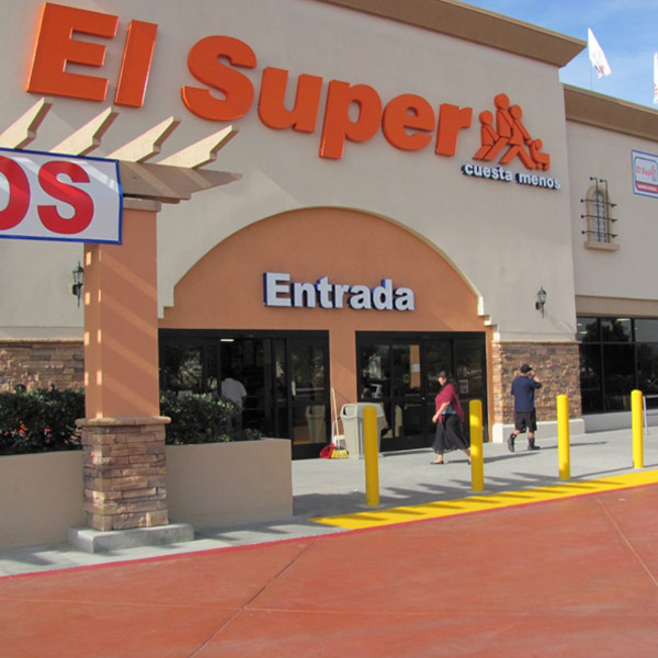 el super store front